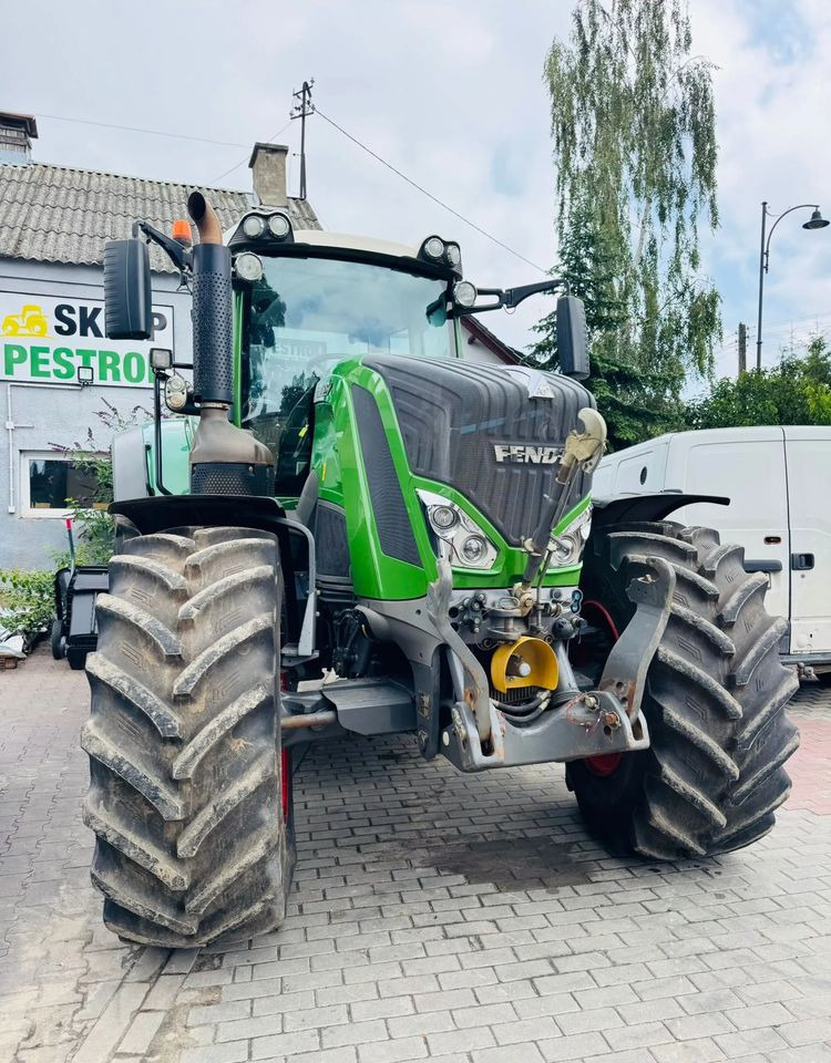Fendt 828 Vario Profi Plus - Traktor: obrázek 4 Fendt 828 Vario Profi Plus - Traktor: obrázek 4