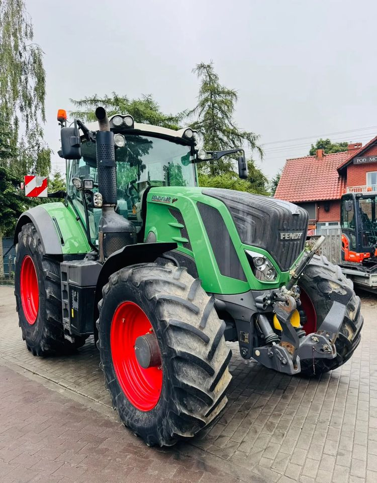 Fendt 828 Vario Profi Plus - Traktor: obrázek 1 Fendt 828 Vario Profi Plus - Traktor: obrázek 1