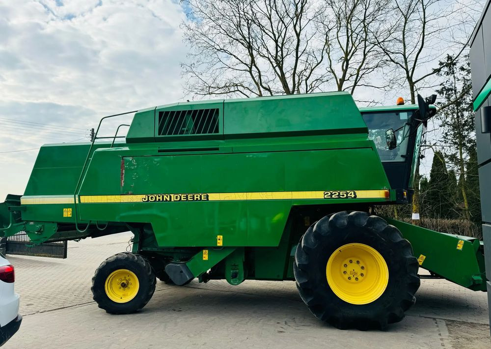 John Deere 2254 - Sklízecí mlátička: obrázek 3 John Deere 2254 - Sklízecí mlátička: obrázek 3