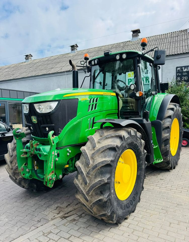 John Deere 6155M - Traktor: obrázek 4 John Deere 6155M - Traktor: obrázek 4
