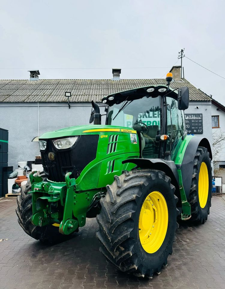 John Deere 6170R - Traktor: obrázek 2 John Deere 6170R - Traktor: obrázek 2
