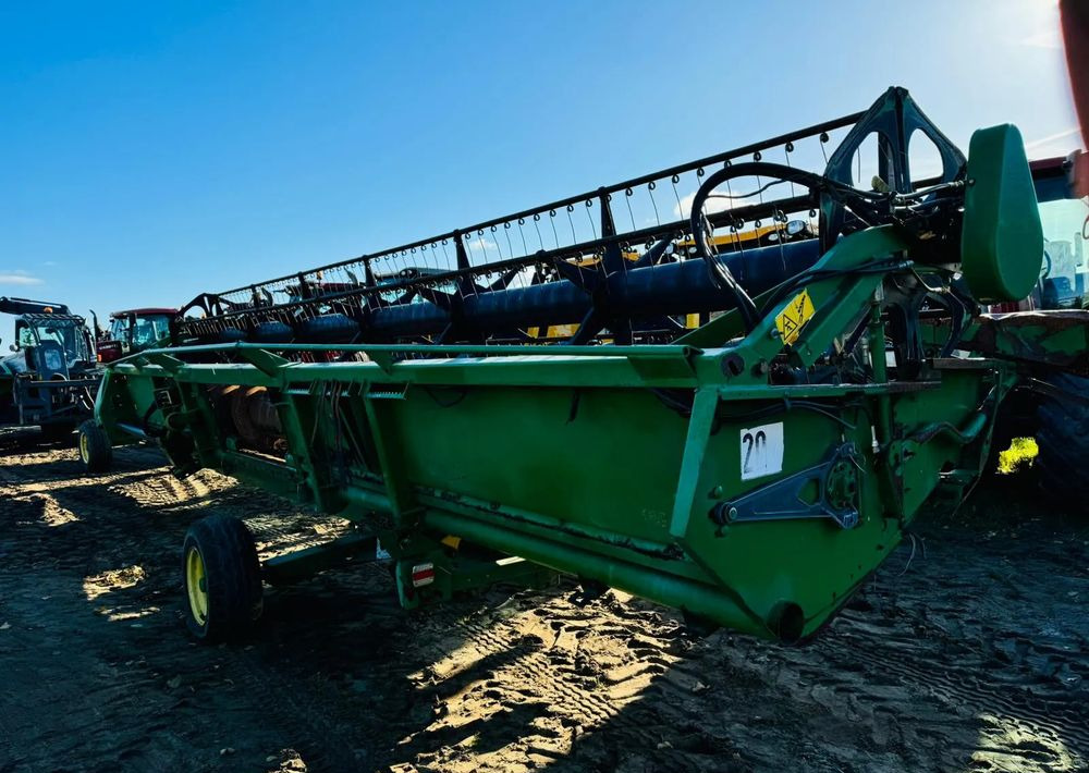 John Deere 630R - Žací lišta: obrázek 2 John Deere 630R - Žací lišta: obrázek 2