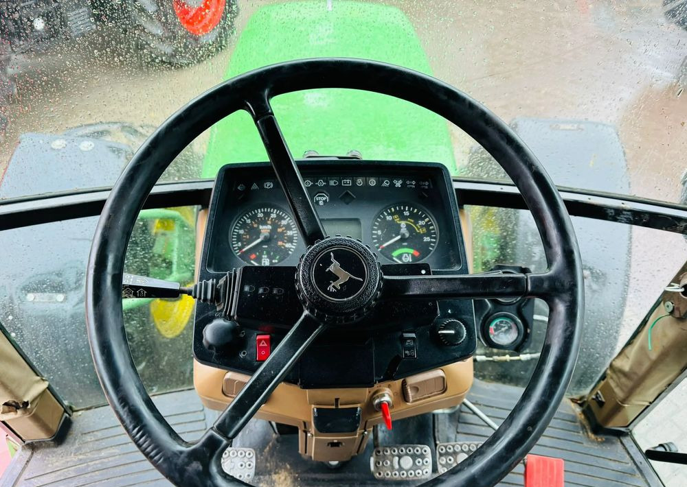 John Deere 6400 - Traktor: obrázek 2 John Deere 6400 - Traktor: obrázek 2
