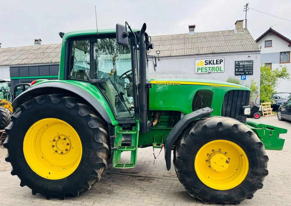 John Deere 6920 Powerquad - Traktor: obrázek 2 John Deere 6920 Powerquad - Traktor: obrázek 2