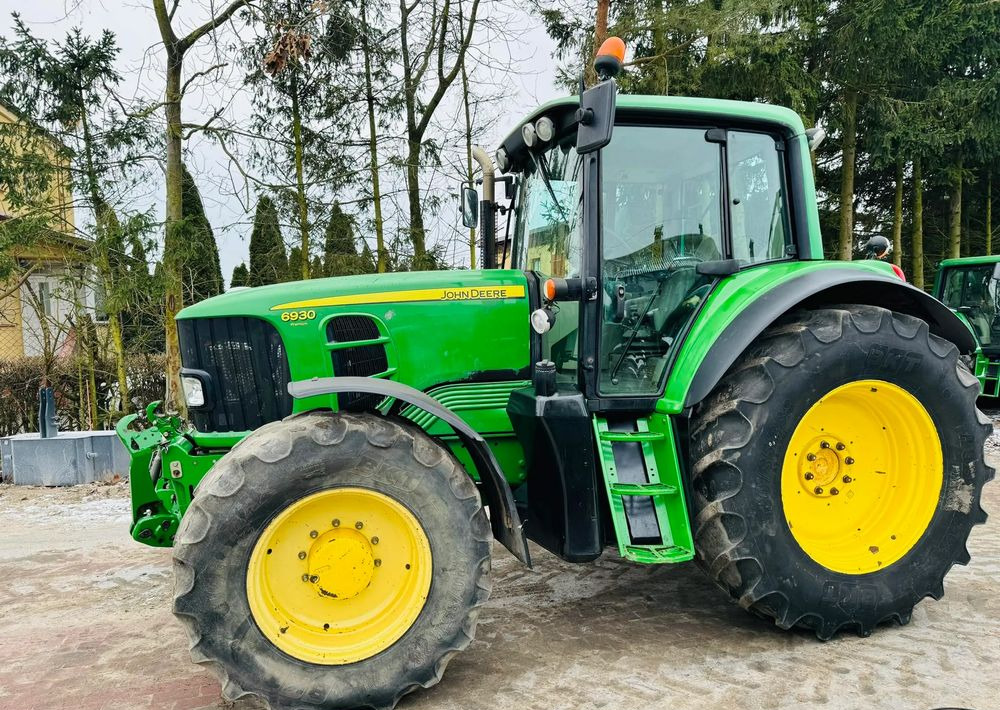 John Deere 6930 - Traktor: obrázek 2 John Deere 6930 - Traktor: obrázek 2