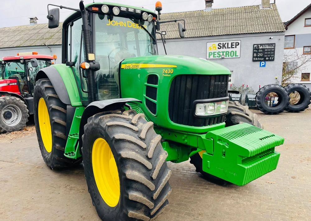 John Deere 7430 - Traktor: obrázek 3 John Deere 7430 - Traktor: obrázek 3