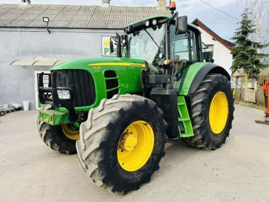 John Deere 7530 PREMIUM - Traktor: obrázek 1 John Deere 7530 PREMIUM - Traktor: obrázek 1