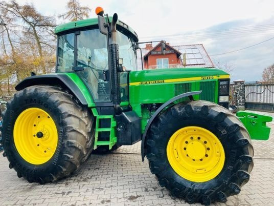 John Deere 7810 - Traktor: obrázek 2 John Deere 7810 - Traktor: obrázek 2