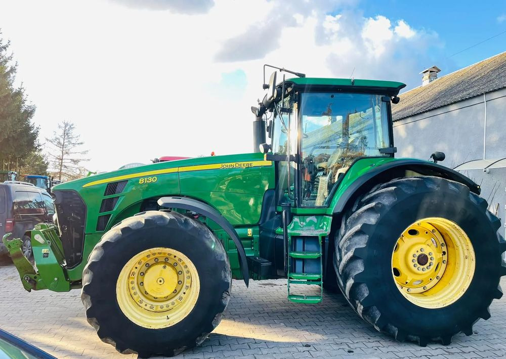 John Deere 8130 - Traktor: obrázek 5 John Deere 8130 - Traktor: obrázek 5