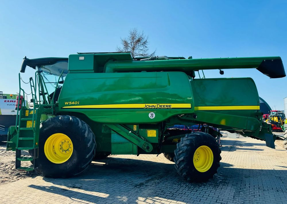 John Deere W540i - Sklízecí mlátička: obrázek 2 John Deere W540i - Sklízecí mlátička: obrázek 2