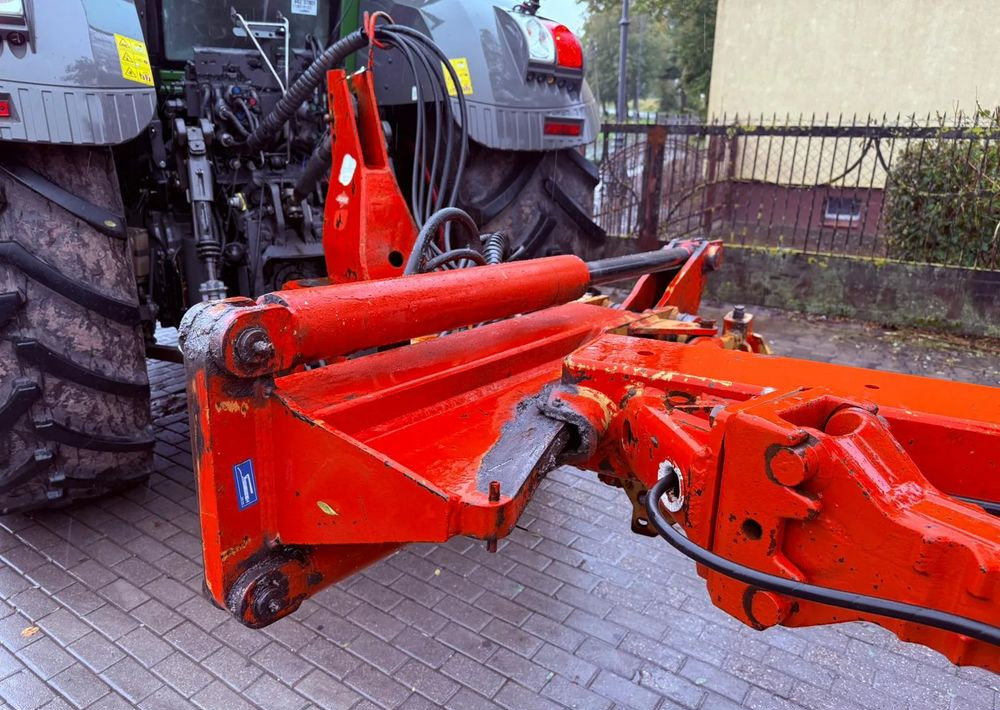 Kuhn VARI Manager - Pluh: obrázek 2 Kuhn VARI Manager - Pluh: obrázek 2