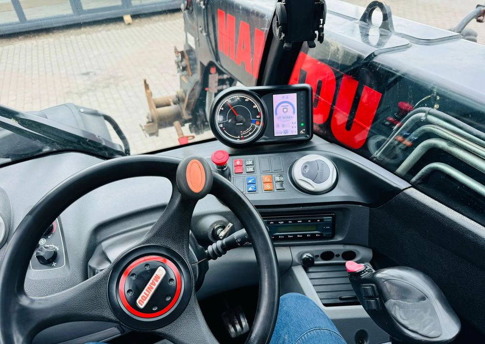 Teleskopický manipulátor Manitou 737-130 PS+: obrázek 18
