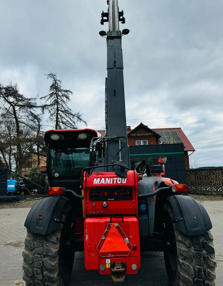 Manitou 737-130 PS+ - Teleskopický manipulátor: obrázek 4 Manitou 737-130 PS+ - Teleskopický manipulátor: obrázek 4