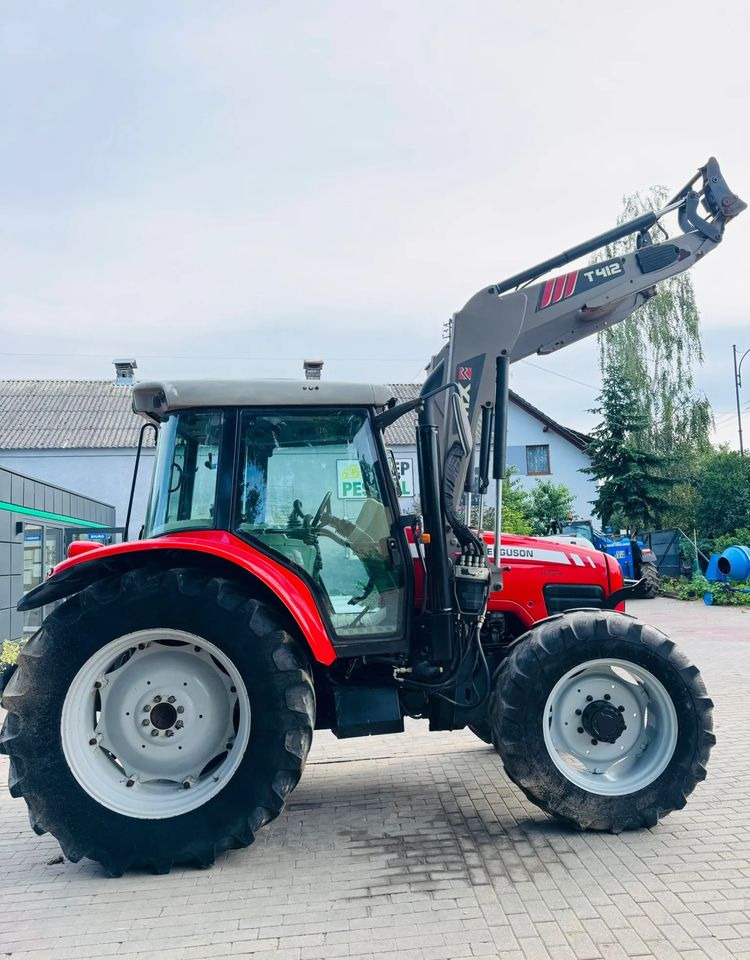Massey Ferguson 5460 - Traktor: obrázek 4 Massey Ferguson 5460 - Traktor: obrázek 4