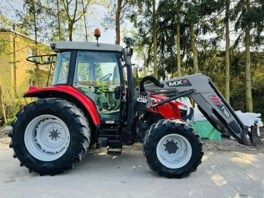 Massey Ferguson 5608 DYNA-4 - Traktor: obrázek 5 Massey Ferguson 5608 DYNA-4 - Traktor: obrázek 5