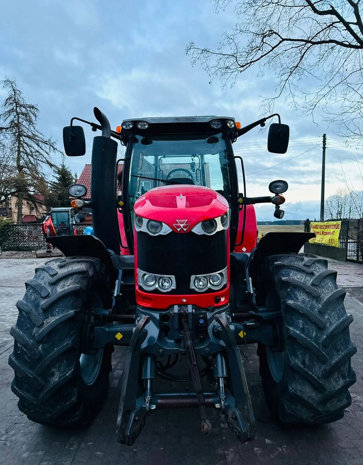 Massey Ferguson 7614 Dyna 4 - Traktor: obrázek 2 Massey Ferguson 7614 Dyna 4 - Traktor: obrázek 2