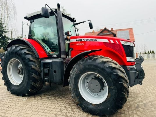 Massey Ferguson 8690 - Dyna VT - Vario - Traktor: obrázek 4 Massey Ferguson 8690 - Dyna VT - Vario - Traktor: obrázek 4