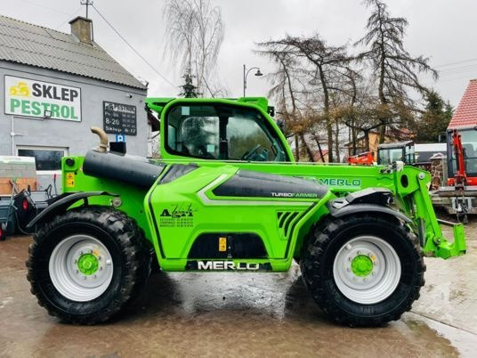 Merlo TF 42.7 156 - Teleskopický manipulátor: obrázek 1 Merlo TF 42.7 156 - Teleskopický manipulátor: obrázek 1