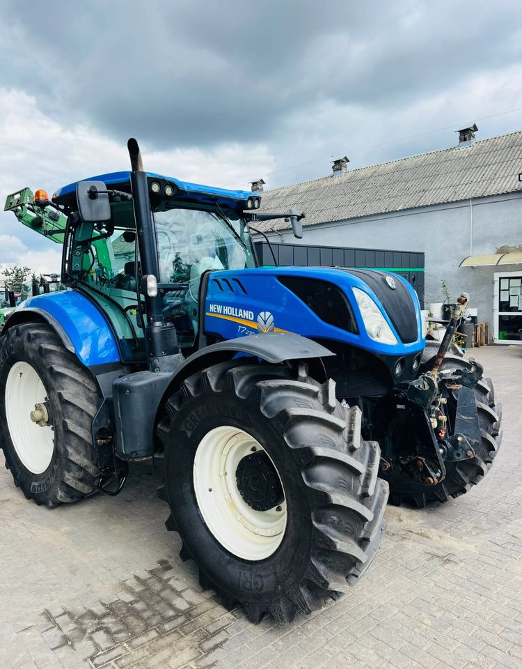 New Holland T7.230 - Traktor: obrázek 3 New Holland T7.230 - Traktor: obrázek 3