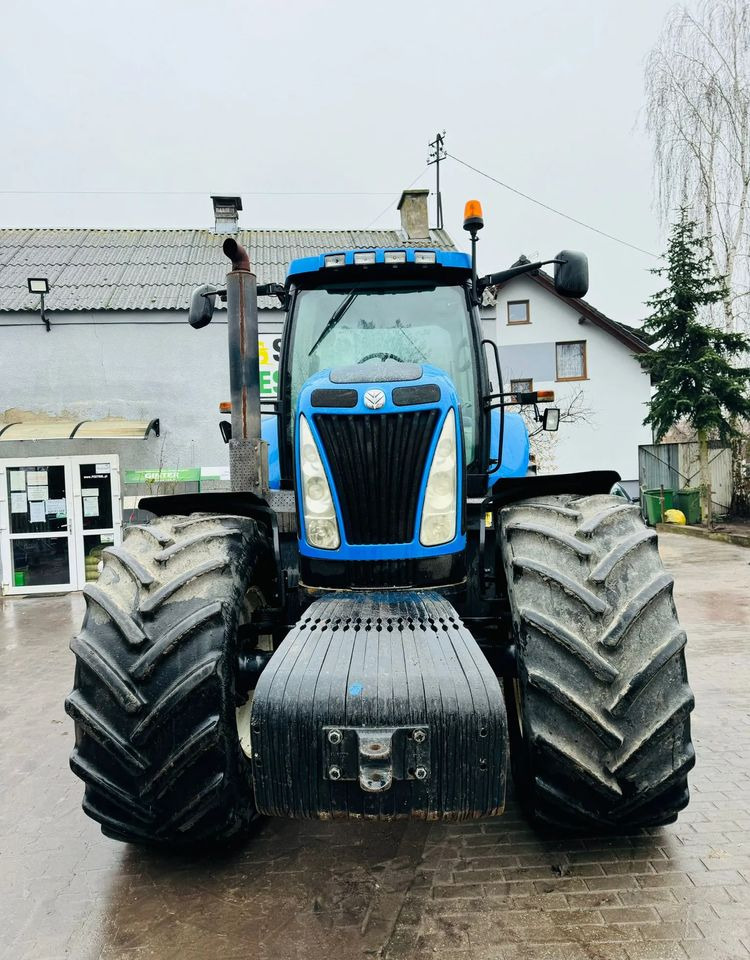 New Holland T8020 - Traktor: obrázek 5 New Holland T8020 - Traktor: obrázek 5