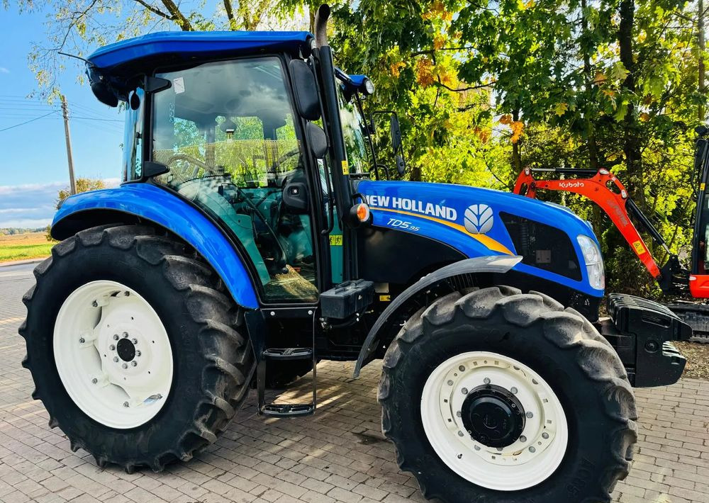 Traktor New Holland TD5.95: obrázek 13