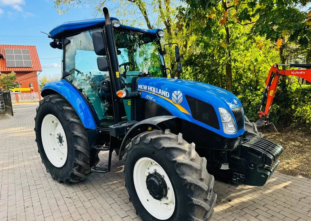 Traktor New Holland TD5.95: obrázek 14