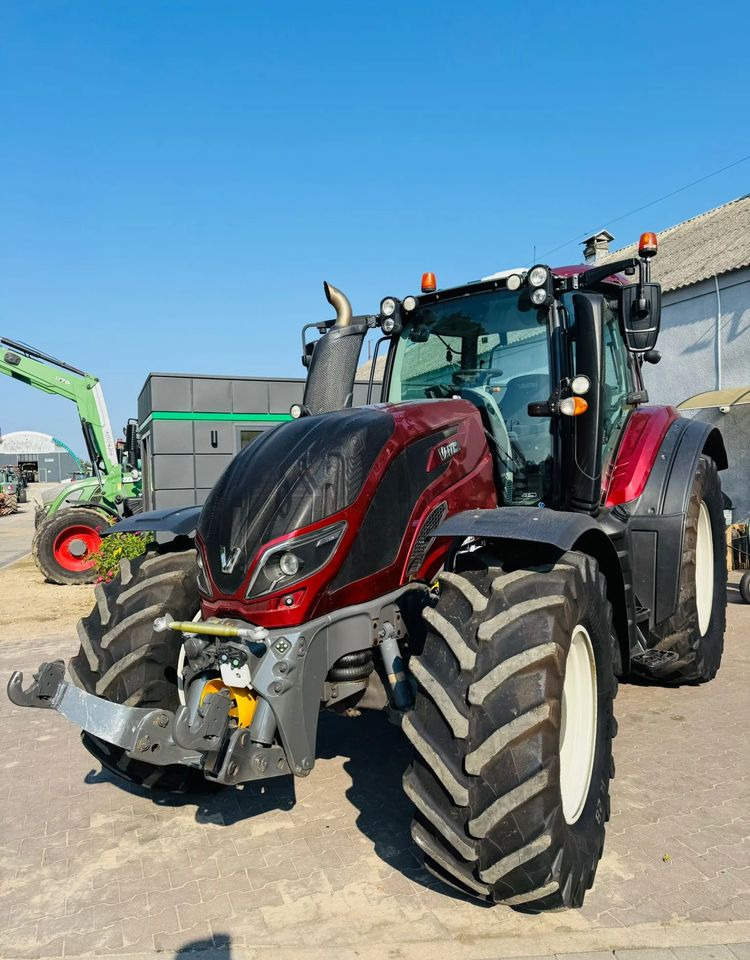 Valtra S233 - Traktor: obrázek 5 Valtra S233 - Traktor: obrázek 5
