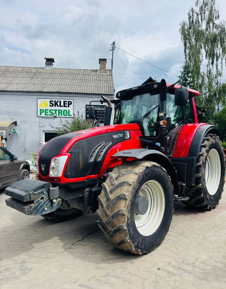 Valtra T213 Versu Unlimited - Traktor: obrázek 1 Valtra T213 Versu Unlimited - Traktor: obrázek 1