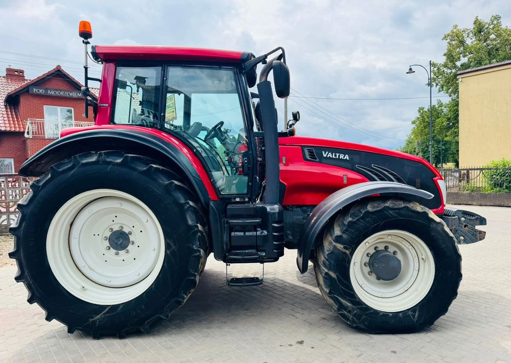 Valtra T213 Versu Unlimited - Traktor: obrázek 4 Valtra T213 Versu Unlimited - Traktor: obrázek 4