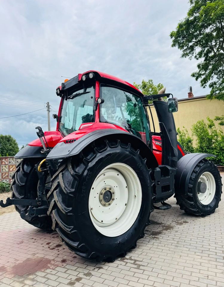 Valtra T234A - Traktor: obrázek 5 Valtra T234A - Traktor: obrázek 5