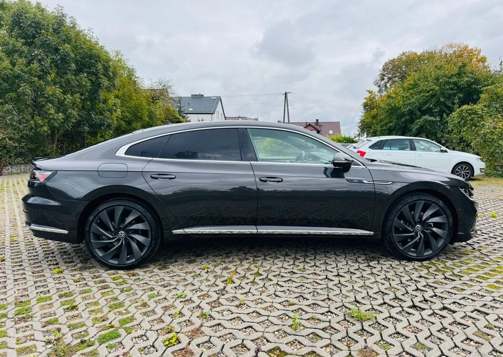 Volkswagen Arteon 2.0 TDI SCR DSG R-Line - Coupe: obrázek 4 Volkswagen Arteon 2.0 TDI SCR DSG R-Line - Coupe: obrázek 4