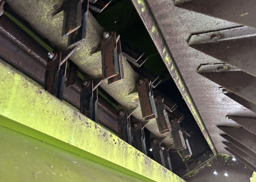 Claas Lexion 430 Montana - Sklízecí mlátička: obrázek 5 Claas Lexion 430 Montana - Sklízecí mlátička: obrázek 5