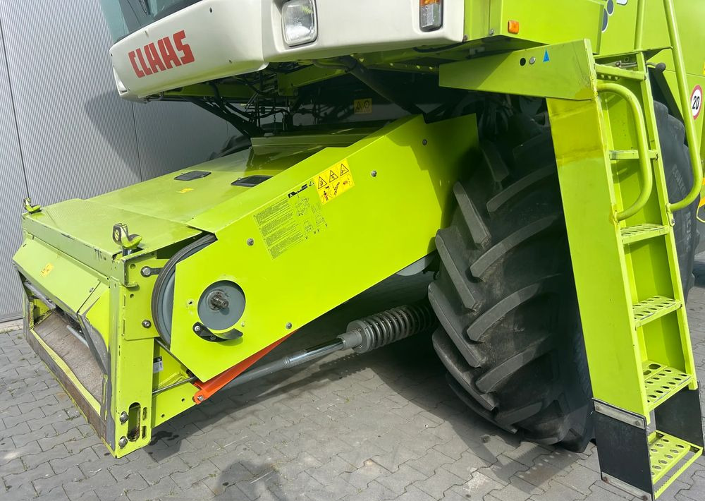 Claas Mega 360 - Sklízecí mlátička: obrázek 3 Claas Mega 360 - Sklízecí mlátička: obrázek 3