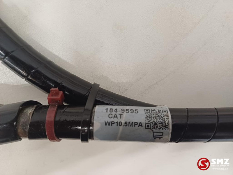 Caterpillar Hose Caterpillar - Hydraulika pro Manipulační technika: obrázek 4 Caterpillar Hose Caterpillar - Hydraulika pro Manipulační technika: obrázek 4