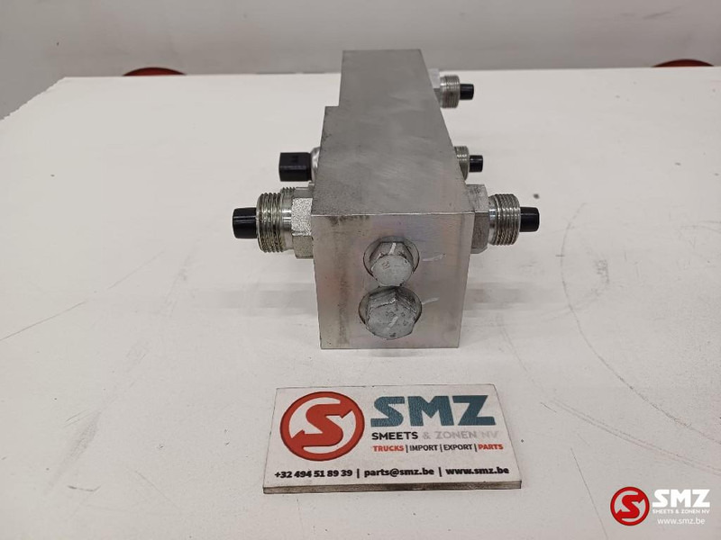 Caterpillar Hydraulic block Caterpillar - Hydraulika pro Nákladní auto: obrázek 3 Caterpillar Hydraulic block Caterpillar - Hydraulika pro Nákladní auto: obrázek 3