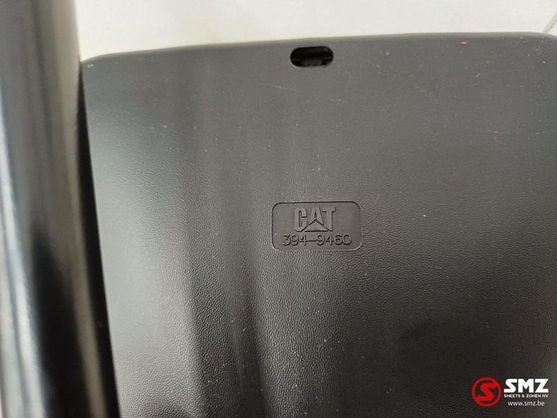 Caterpillar Mirror Caterpillar - Zpětné zrcátko pro Manipulační technika: obrázek 3 Caterpillar Mirror Caterpillar - Zpětné zrcátko pro Manipulační technika: obrázek 3