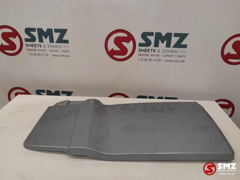 DAF Occ cabinezijspoiler rechtsboven DAF - Aerodynamika/ Spoilery pro Nákladní auto: obrázek 1 DAF Occ cabinezijspoiler rechtsboven DAF - Aerodynamika/ Spoilery pro Nákladní auto: obrázek 1