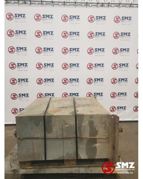 Diversen Occ Hydraulische tank 500l - Hydraulická nádrž pro Nákladní auto: obrázek 1 Diversen Occ Hydraulische tank 500l - Hydraulická nádrž pro Nákladní auto: obrázek 1