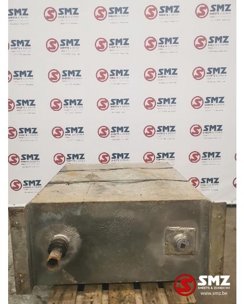 Diversen Occ Hydraulische tank 500l - Hydraulická nádrž pro Nákladní auto: obrázek 4 Diversen Occ Hydraulische tank 500l - Hydraulická nádrž pro Nákladní auto: obrázek 4