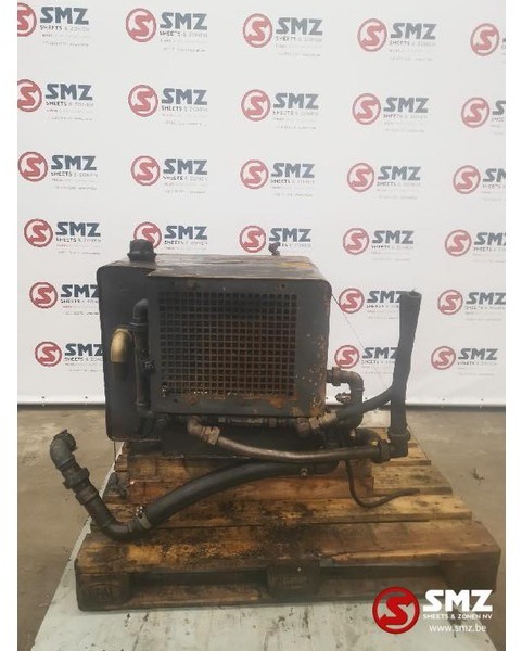 Diversen Occ Hydraulische tank met ventilator - Hydraulická nádrž pro Nákladní auto: obrázek 3 Diversen Occ Hydraulische tank met ventilator - Hydraulická nádrž pro Nákladní auto: obrázek 3