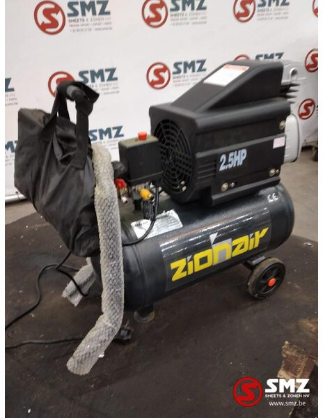 Diversen Occ mobiele compressor 120l/min - Mobilní kompresor: obrázek 1 Diversen Occ mobiele compressor 120l/min - Mobilní kompresor: obrázek 1