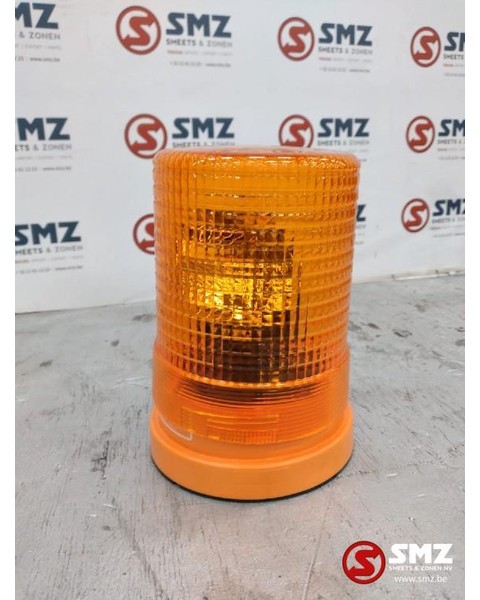 Diversen Occ zwaailamp Hella KL700 24V 70W - Světlo/ Osvětlení pro Nákladní auto: obrázek 1 Diversen Occ zwaailamp Hella KL700 24V 70W - Světlo/ Osvětlení pro Nákladní auto: obrázek 1