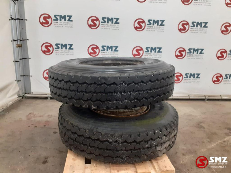 Firestone Occ vrachtwagenband Firestone 12.00R20 - Pneumatiky pro Nákladní auto: obrázek 1 Firestone Occ vrachtwagenband Firestone 12.00R20 - Pneumatiky pro Nákladní auto: obrázek 1