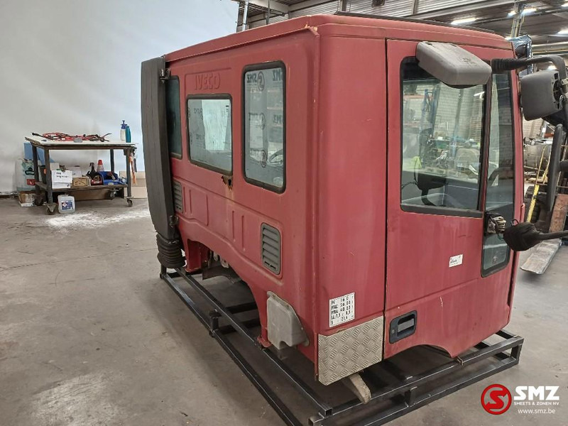 Iveco Occ Cabine Iveco Trakker - Kabina a interiér pro Nákladní auto: obrázek 5 Iveco Occ Cabine Iveco Trakker - Kabina a interiér pro Nákladní auto: obrázek 5