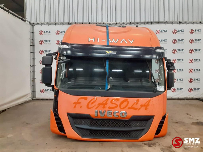 Iveco Occ cabine compleet Iveco Stralis HI Way euro 6 - Kabina a interiér pro Nákladní auto: obrázek 1 Iveco Occ cabine compleet Iveco Stralis HI Way euro 6 - Kabina a interiér pro Nákladní auto: obrázek 1