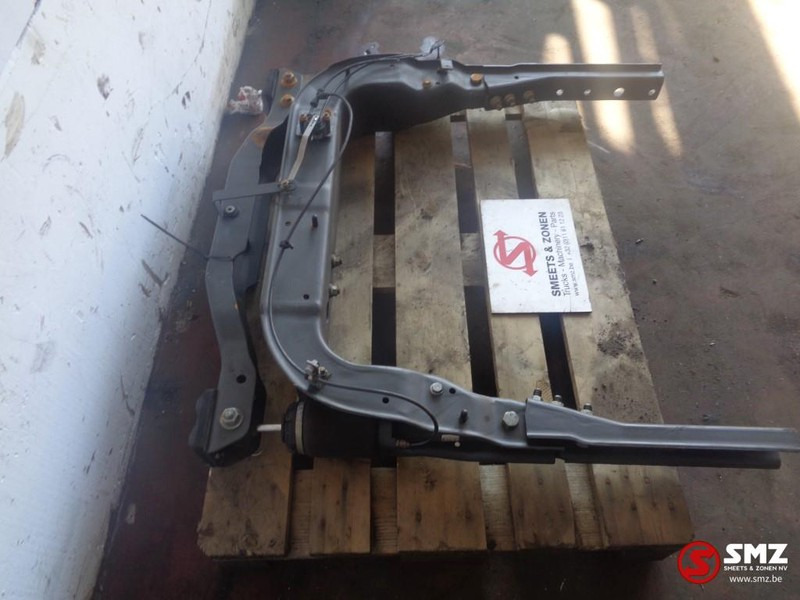 Iveco Occ cabineophanging stralis + schokdemper - Podvěs kabiny pro Nákladní auto: obrázek 2 Iveco Occ cabineophanging stralis + schokdemper - Podvěs kabiny pro Nákladní auto: obrázek 2