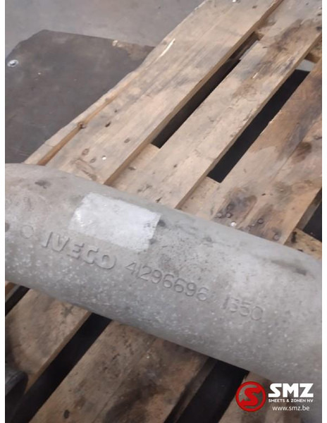 Iveco Occ inlaatspruitstuk Iveco - Motor a díly pro Nákladní auto: obrázek 3 Iveco Occ inlaatspruitstuk Iveco - Motor a díly pro Nákladní auto: obrázek 3