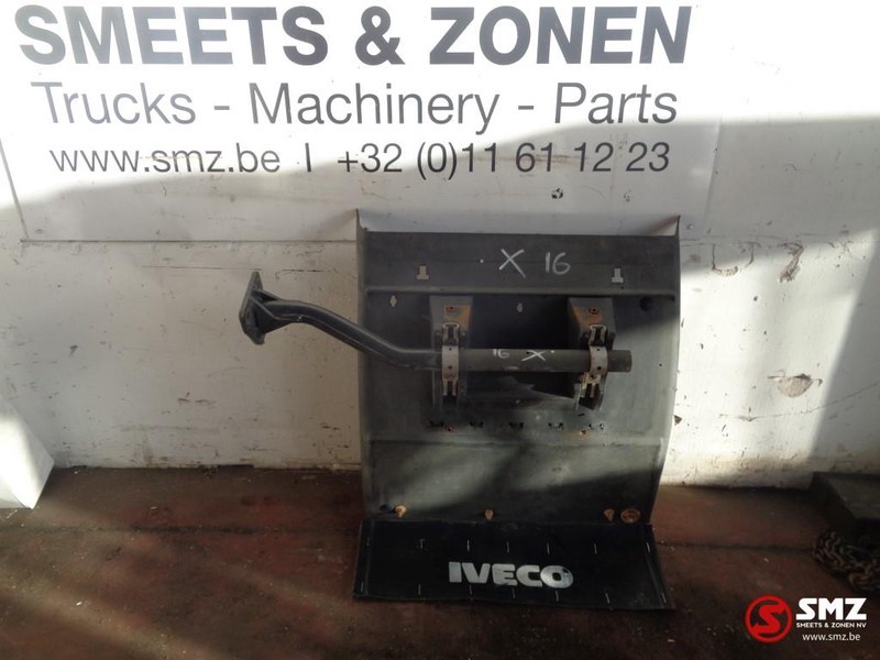 Iveco Occ spatbord rechts iveco stralis - Křídlo pro Nákladní auto: obrázek 1 Iveco Occ spatbord rechts iveco stralis - Křídlo pro Nákladní auto: obrázek 1