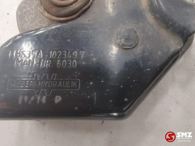 MAN Occ Cabinevergrendeling MAN TGX 18.440 - Rám/ Šasi pro Nákladní auto: obrázek 2 MAN Occ Cabinevergrendeling MAN TGX 18.440 - Rám/ Šasi pro Nákladní auto: obrázek 2