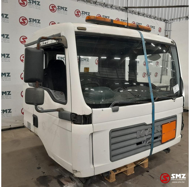MAN Occ cabine RHD MAN TGA - Kabina a interiér pro Nákladní auto: obrázek 2 MAN Occ cabine RHD MAN TGA - Kabina a interiér pro Nákladní auto: obrázek 2